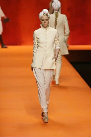 Look 4